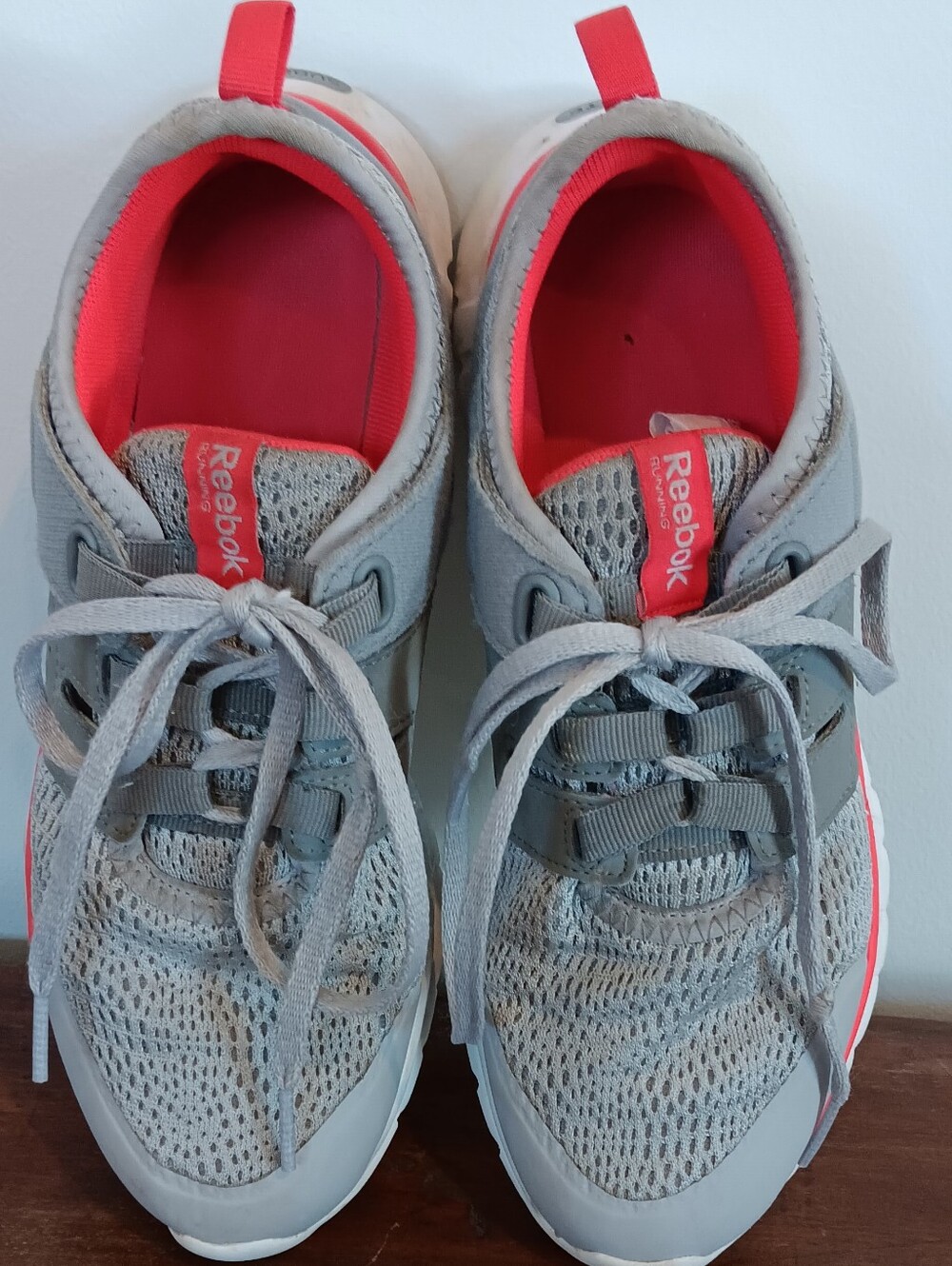 Reebok SUBLITE  size 7